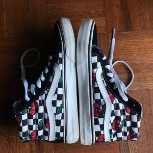 Vans checkered w/ cherries